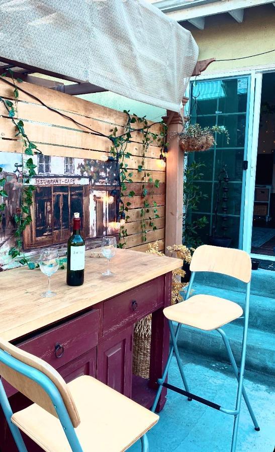 Homestay Sweet Tuscan Dreams-Private Entrance & Bathroom With Patio Los Angeles