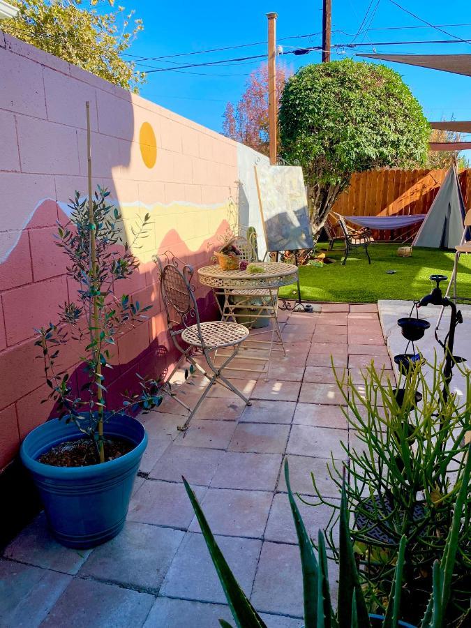 Homestay Sweet Tuscan Dreams-Private Entrance & Bathroom With Patio